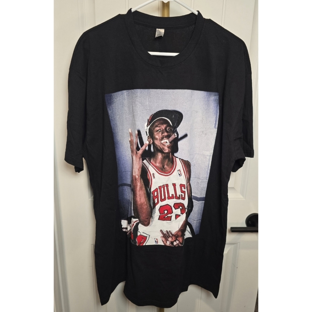 Michael Jordan Mens Black Shirts Mens XL New Bulls